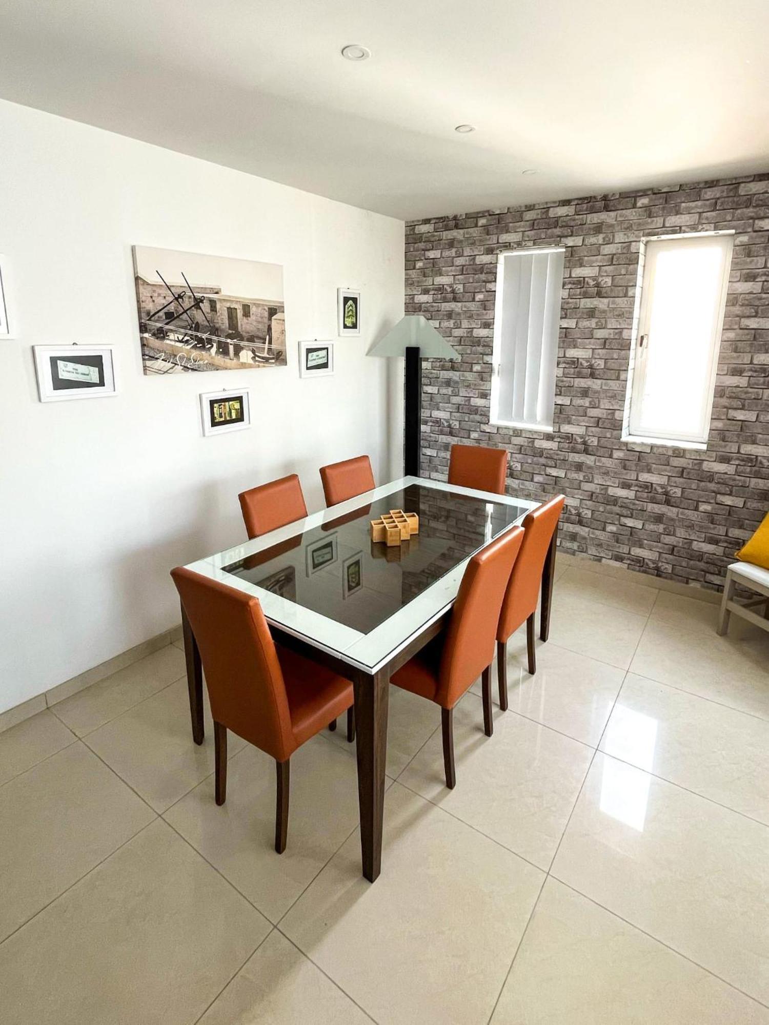 Apartament In Ta' Xbiex 3Br- 3 Min Yatch Marina Msida Exterior foto